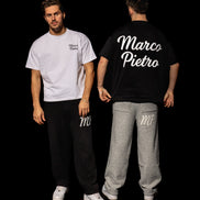 Black mens oversized original logo T-shirt