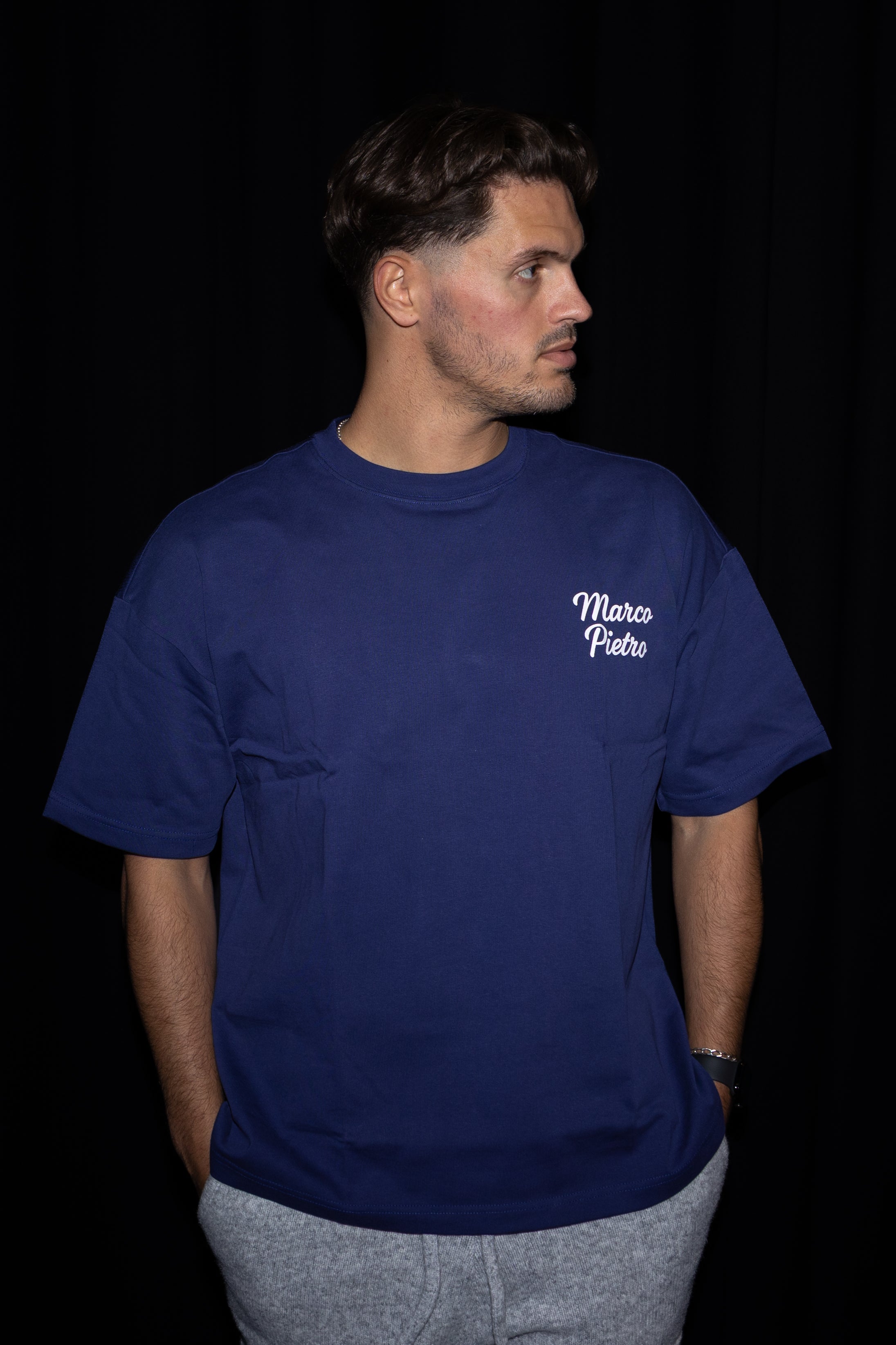 Navy mens oversized original logo T-shirt